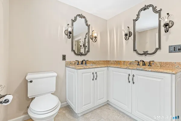 $774,900 | 90 Hunting Hill Drive, Southington, CT 06489