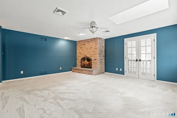 $774,900 | 90 Hunting Hill Drive, Southington, CT 06489