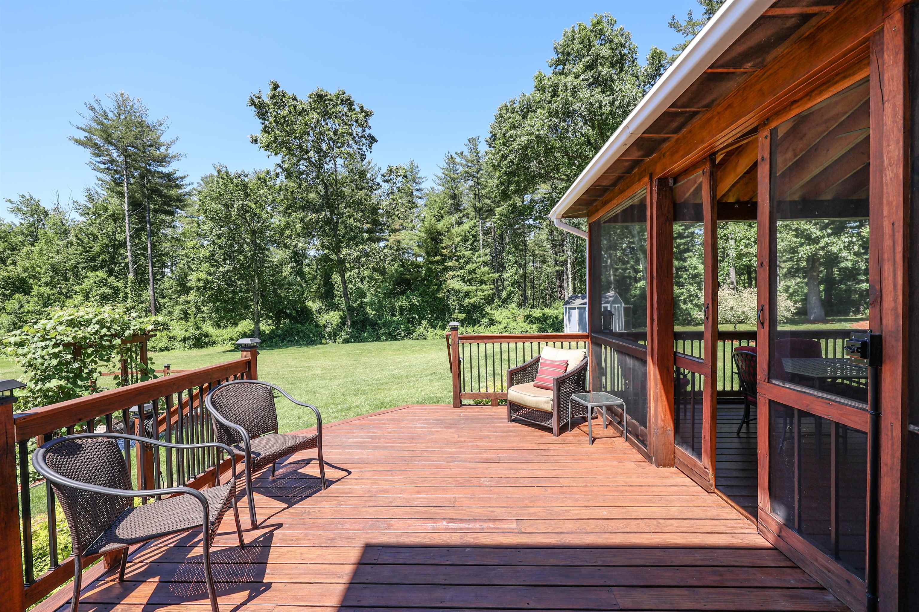 189 Shannon Road Salem, NH 03079 - Photo 6 of 40