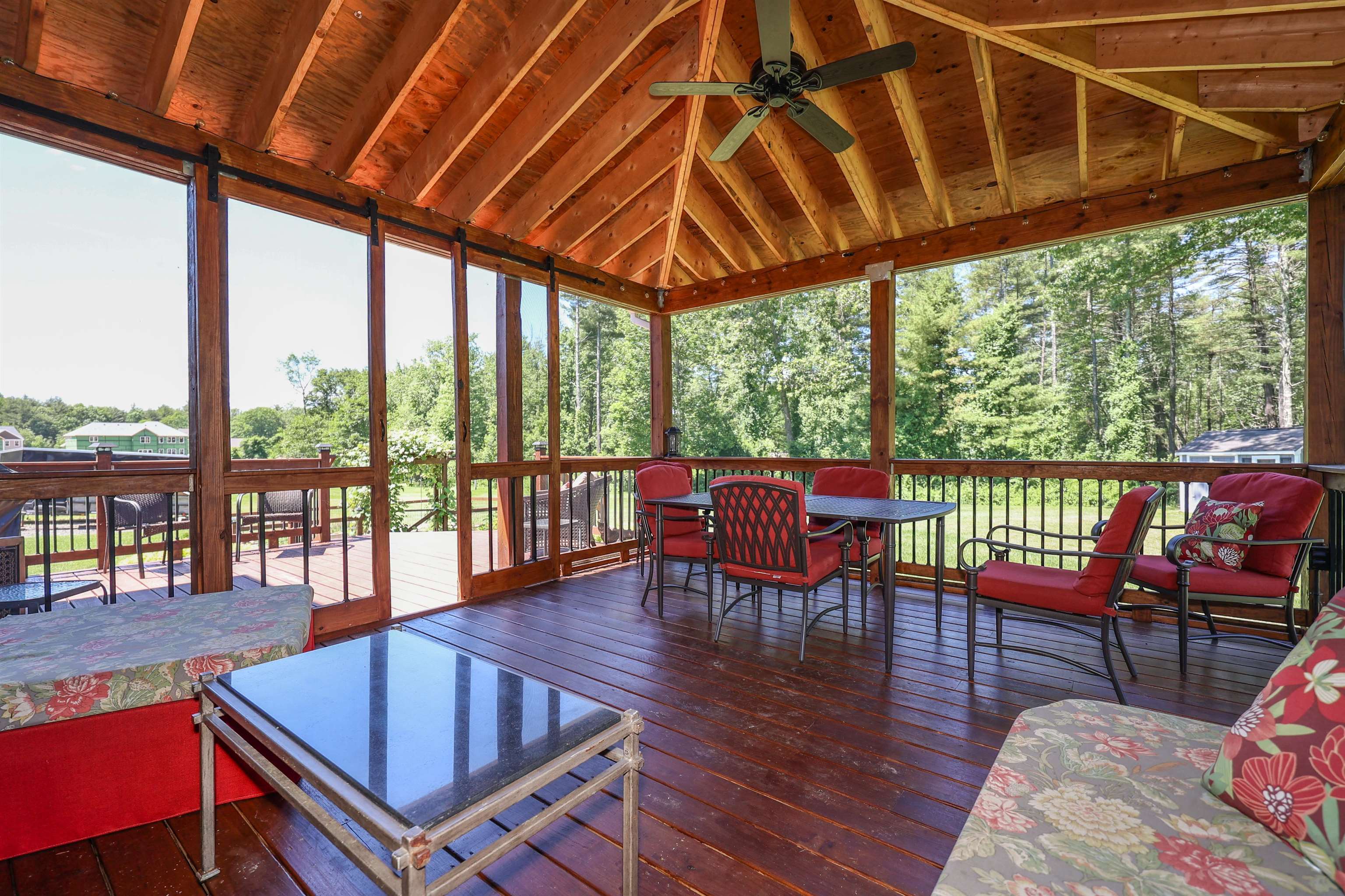 189 Shannon Road Salem, NH 03079 - Photo 8 of 40