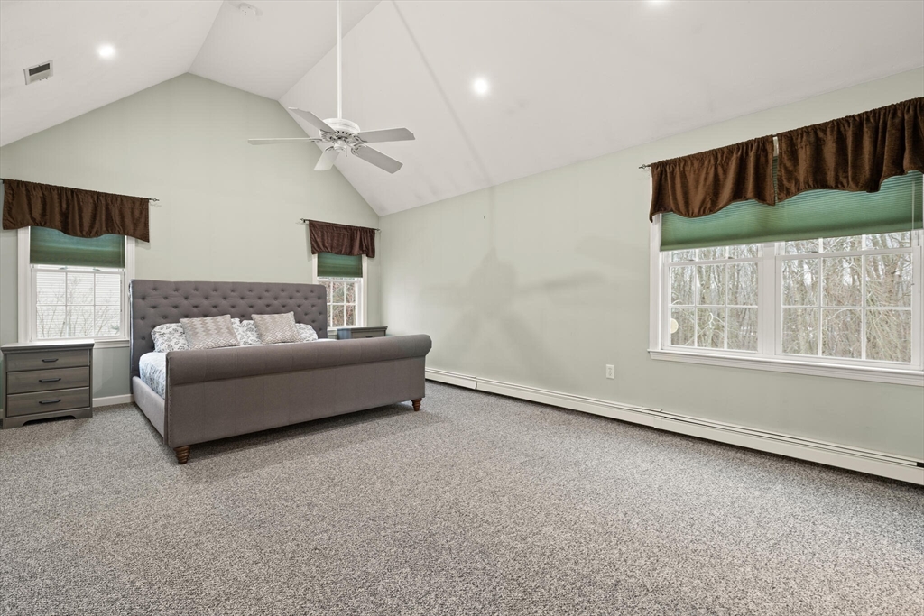 19 Amherst Road Shrewsbury, MA 01545 - Photo 18 of 36