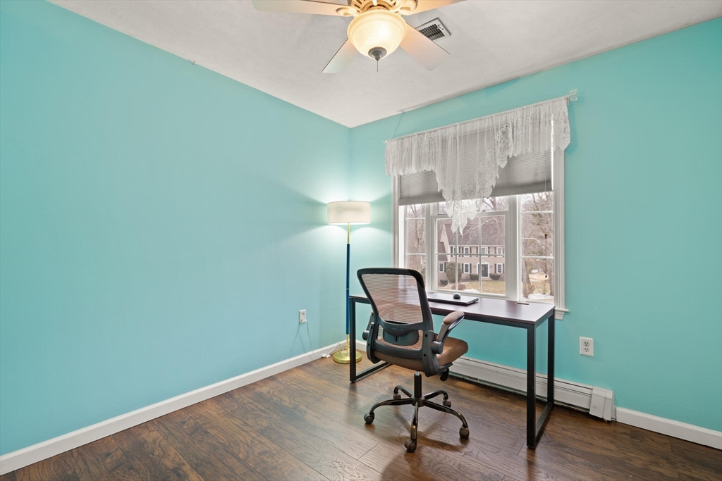 19 Amherst Road Shrewsbury, MA 01545 - Photo 24 of 36