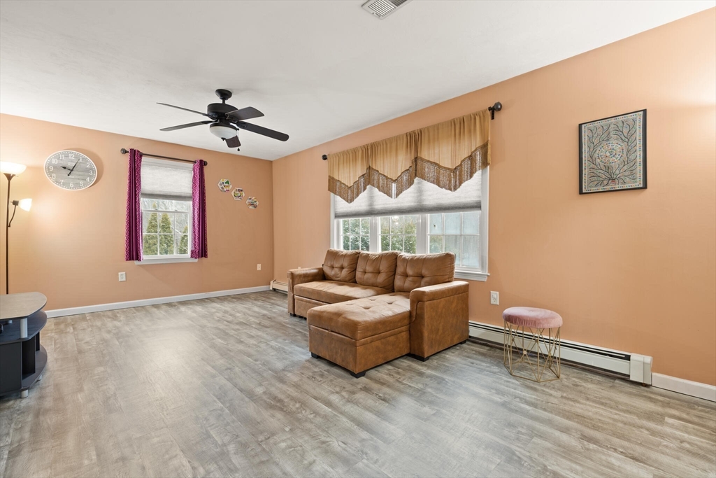 19 Amherst Road Shrewsbury, MA 01545 - Photo 25 of 36