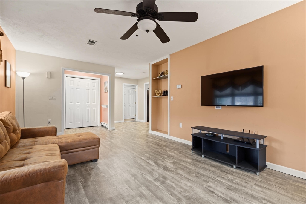 19 Amherst Road Shrewsbury, MA 01545 - Photo 26 of 36