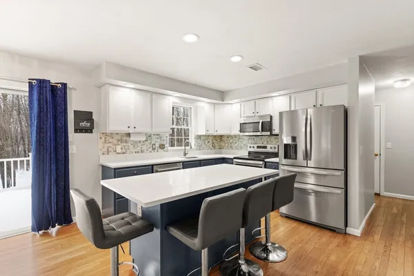 $1,075,000 | 19 Amherst Road, Shrewsbury, MA 01545