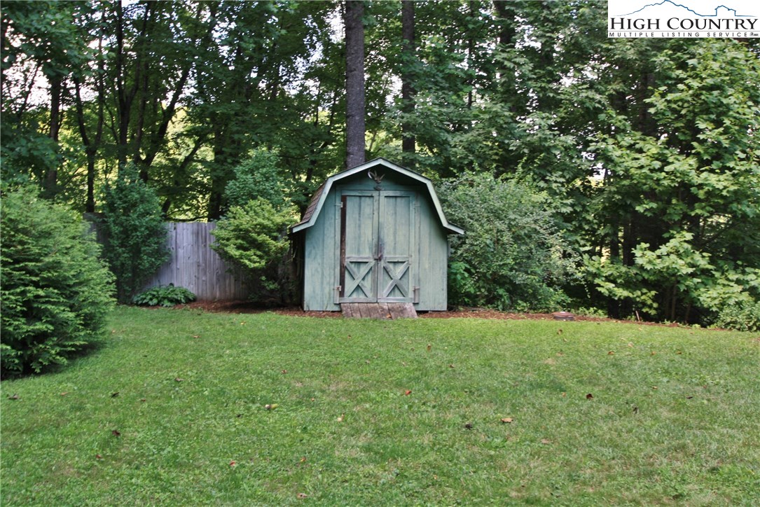 721 Farthing Hayes Road Boone, NC 28607 - Photo 17 of 28 Gallery Image 17