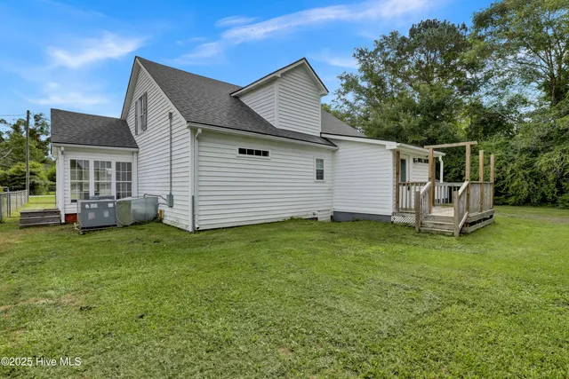 $352,000 | 2971 Penderlea Highway, Burgaw, NC 28425