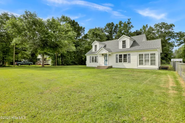 $345,000 | 2971 Penderlea Highway, Burgaw, NC 28425