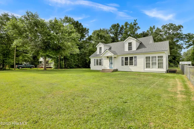 $352,000 | 2971 Penderlea Highway, Burgaw, NC 28425
