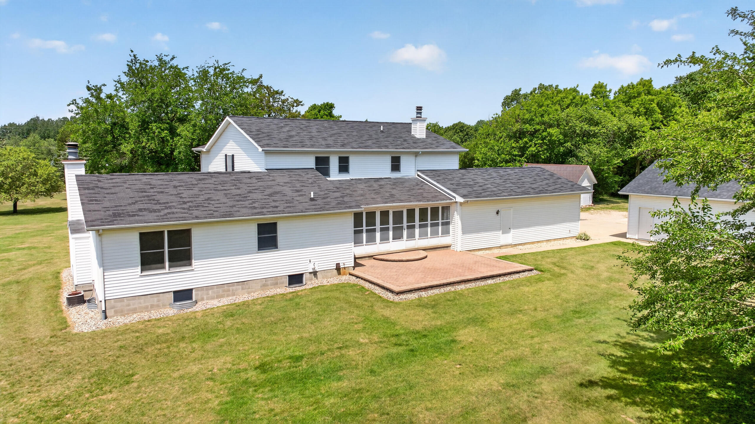 4001 Hoyer Road Jackson, MI 49201 - Photo 3 of 93 DJI_20260702123951_0027_D