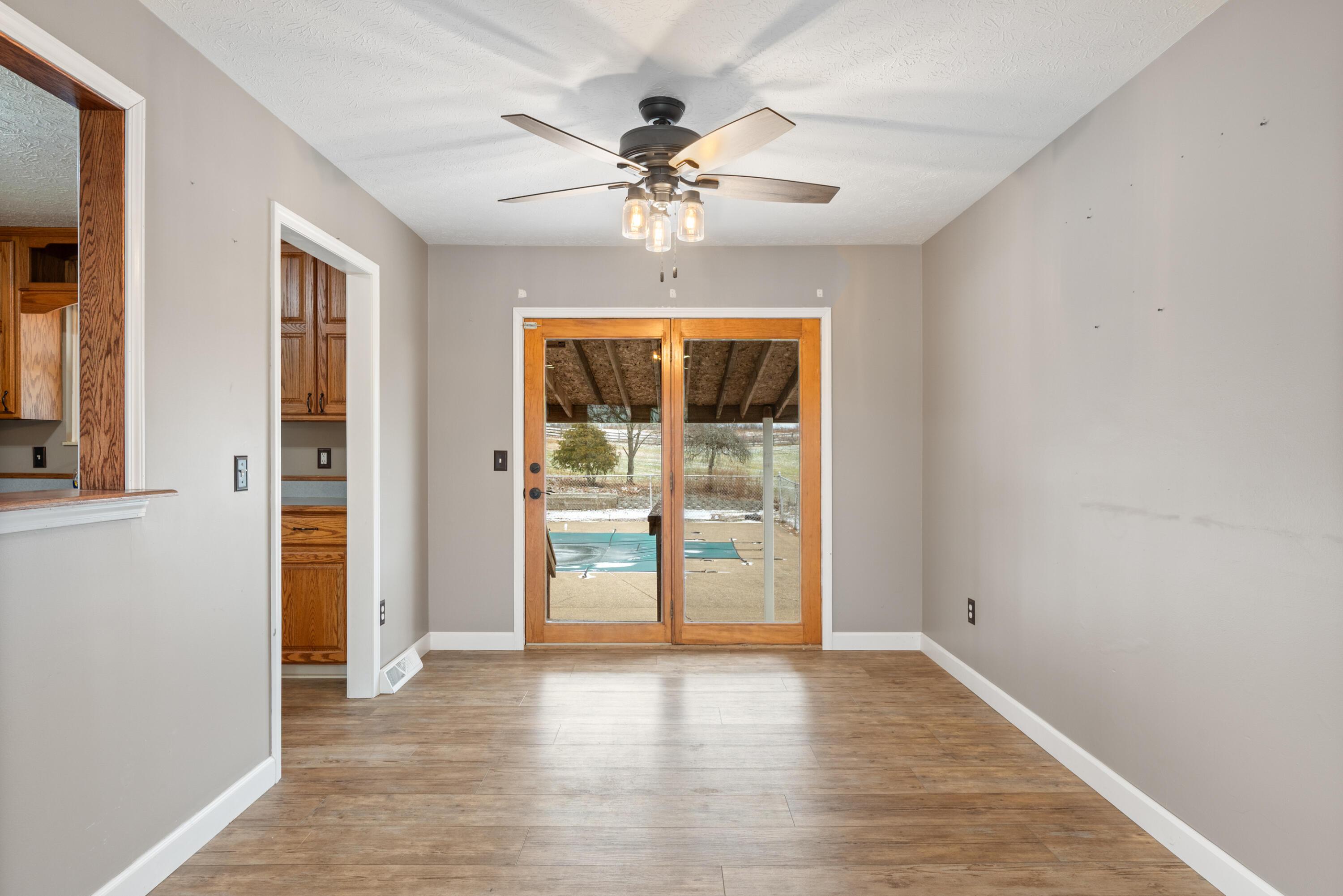 34230 Ingels Road Pomeroy, OH 45769 - Photo 5 of 27 SPS_7902