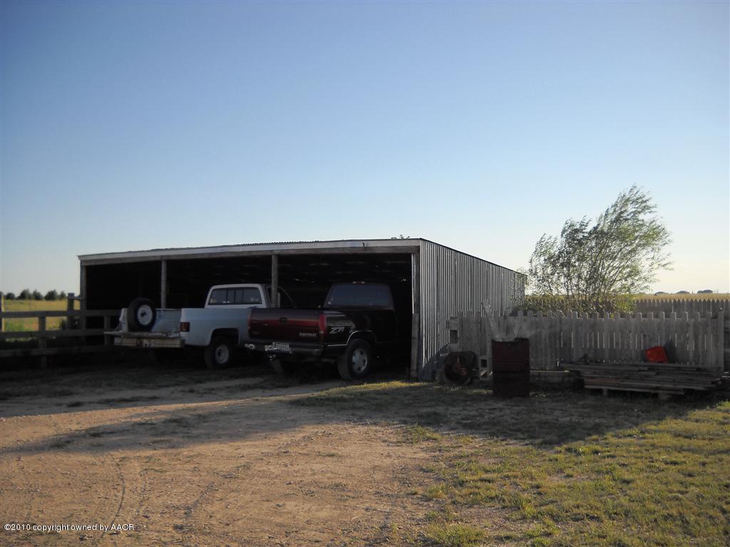 7900 South Blessen Road Amarillo, TX 79119 - Photo 8 of 46 Pole Barn 1