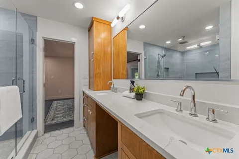 $890,000 | 503 Arrowhead Point Road, Belton, TX 76513