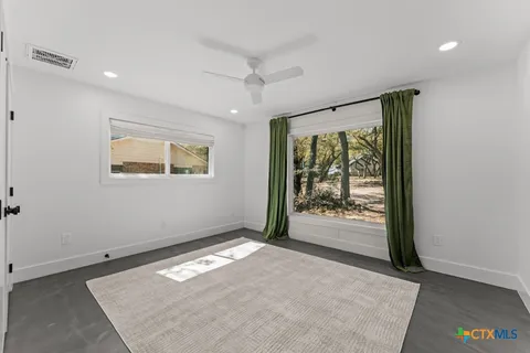 $890,000 | 503 Arrowhead Point Road, Belton, TX 76513