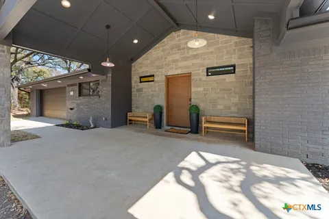 $890,000 | 503 Arrowhead Point Road, Belton, TX 76513