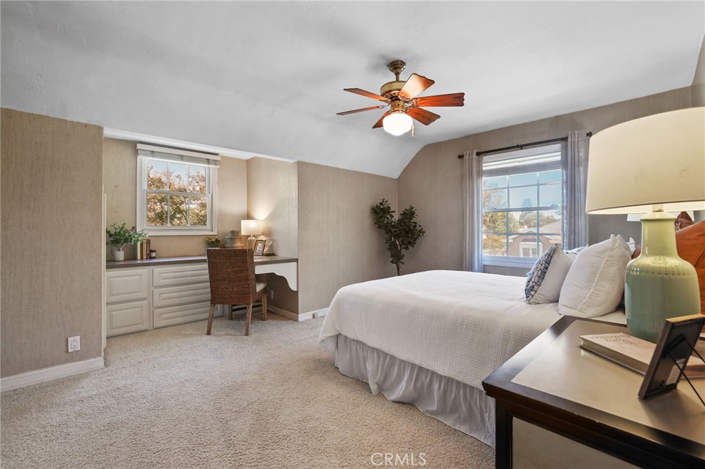 11672 Foster Road Rossmoor, CA 90720 - Photo 25 of 43