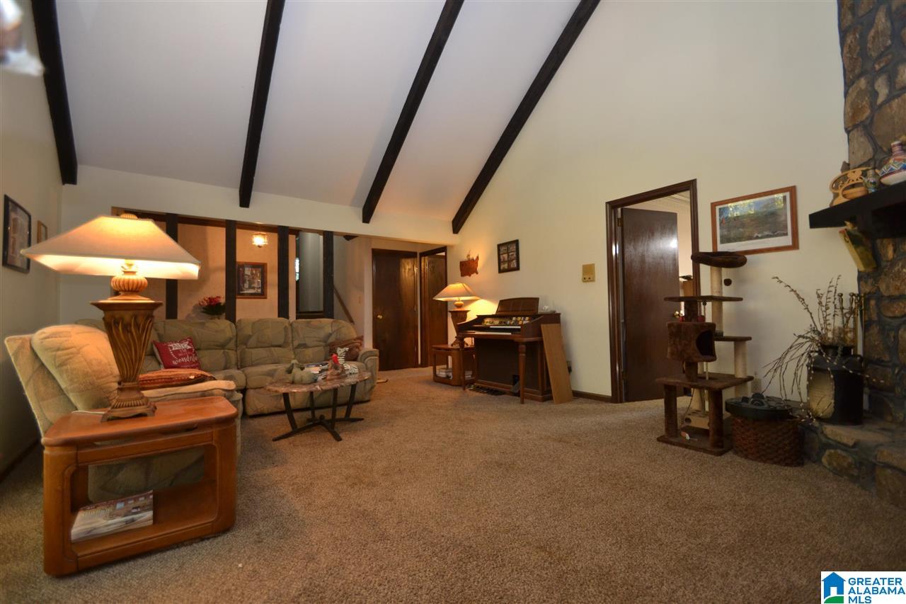 37 Hunters Trace Pelham, AL 35124 - Photo 4 of 16