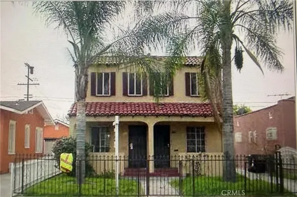 $2,000 | 2740 Cudahy Street, Huntington Park, CA 90255