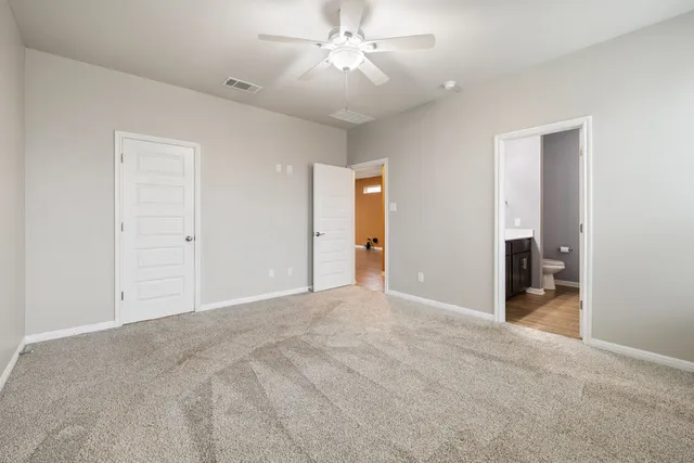 $1,925 | 236 El Dorado Road, Jarrell, TX 76537