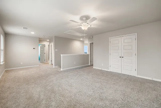 $1,925 | 236 El Dorado Road, Jarrell, TX 76537