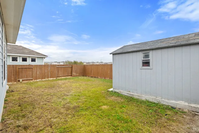 $1,925 | 236 El Dorado Road, Jarrell, TX 76537