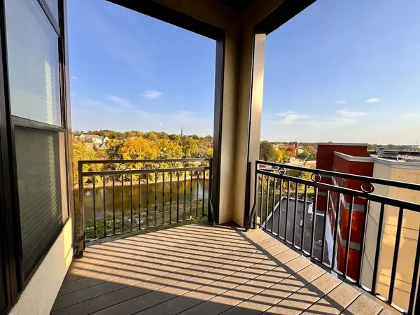 $479,000 | 101 St Olaf Avenue, Unit 402, Northfield, MN 55057