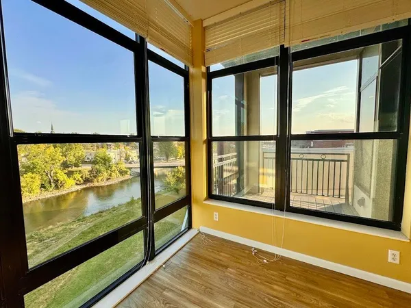 $479,000 | 101 St Olaf Avenue, Unit 402, Northfield, MN 55057