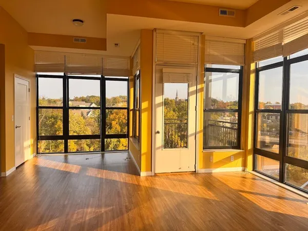 $479,000 | 101 St Olaf Avenue, Unit 402, Northfield, MN 55057