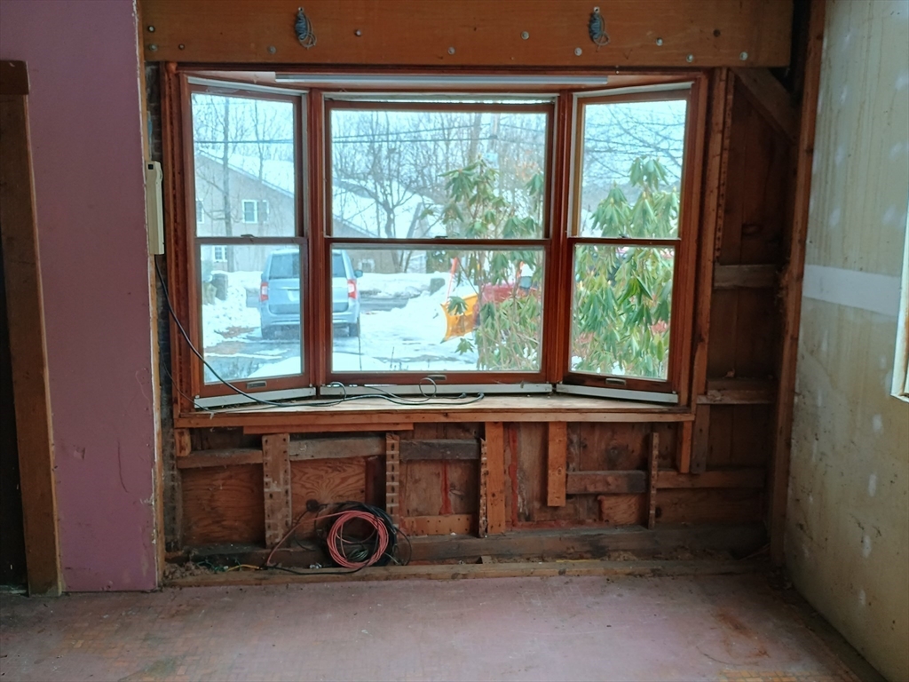 9 Olive Street Ashland, MA 01721 - Photo 6 of 34