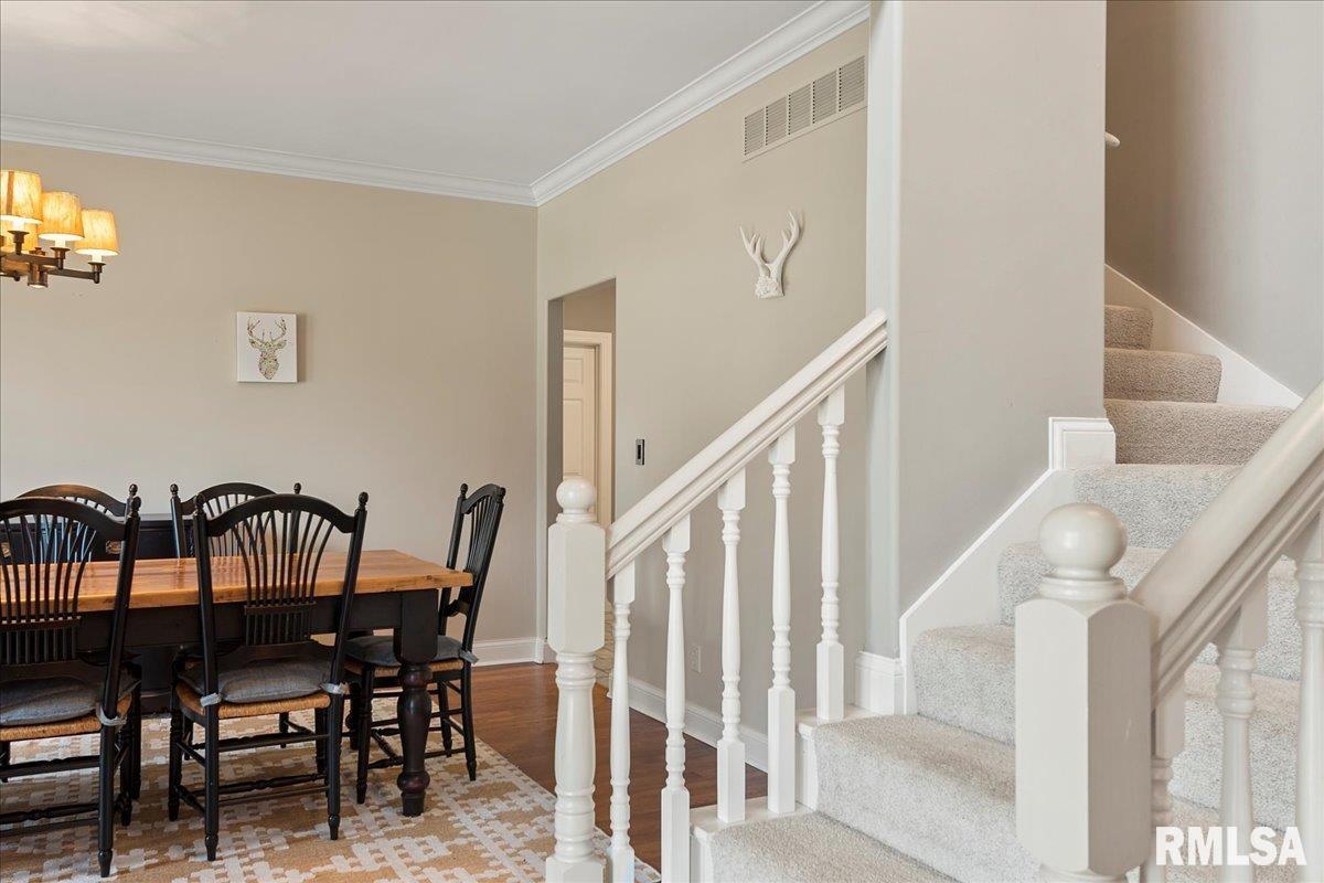 1330 Churchill Road Springfield, IL 62702 - Photo 15 of 79