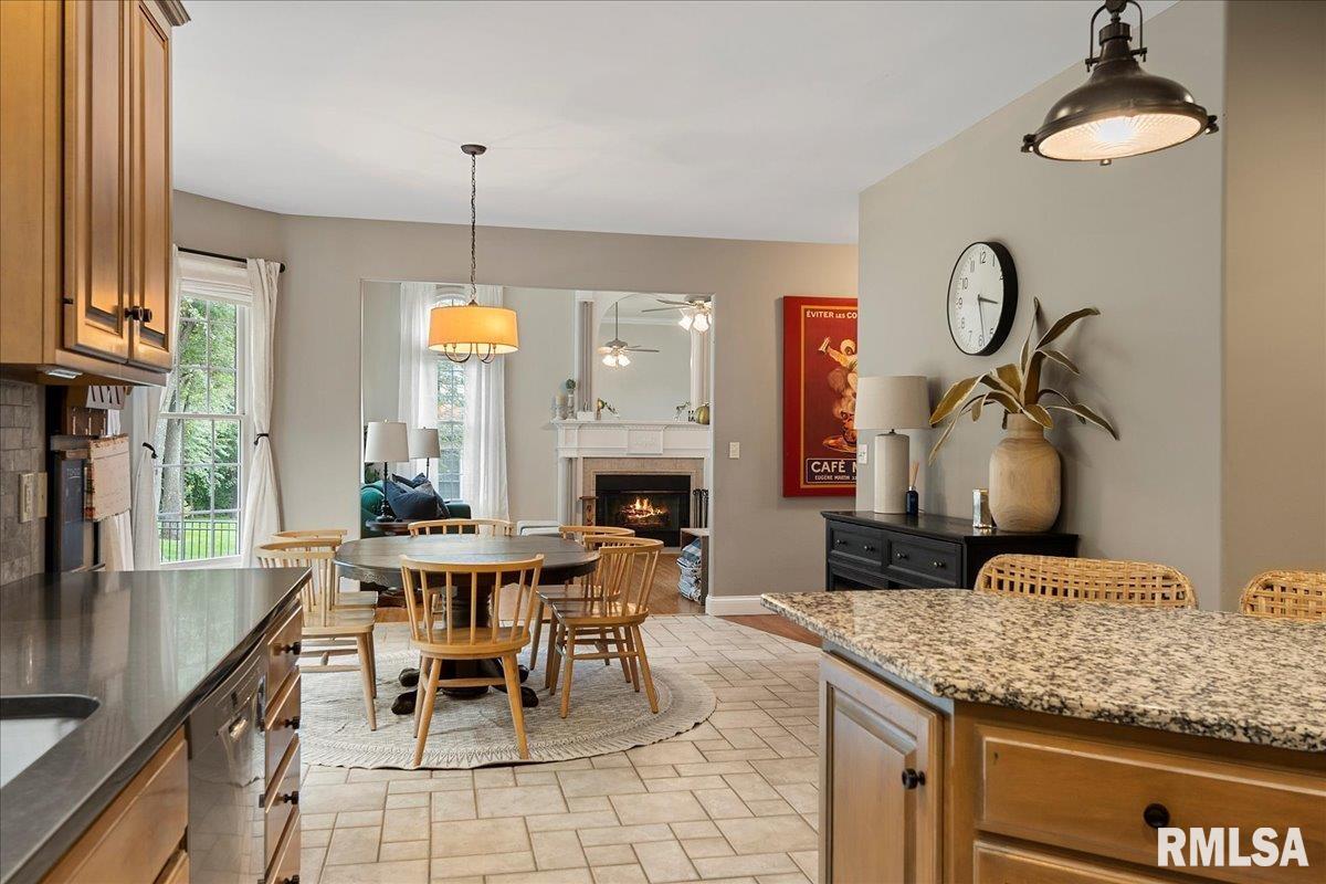 1330 Churchill Road Springfield, IL 62702 - Photo 30 of 79