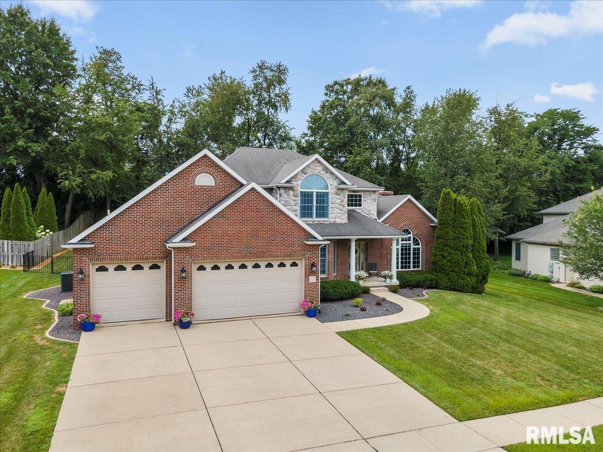 1330 Churchill Road Springfield, IL 62702 - Photo 3 of 79