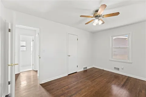 $235,000 | 313 Northeast Short Street, Lee's Summit, MO 64063