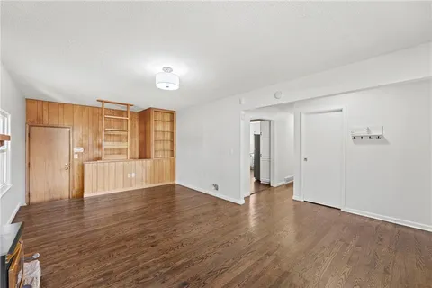 $235,000 | 313 Northeast Short Street, Lee's Summit, MO 64063