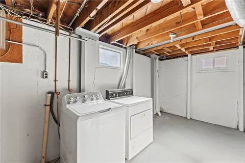 $235,000 | 313 Northeast Short Street, Lee's Summit, MO 64063