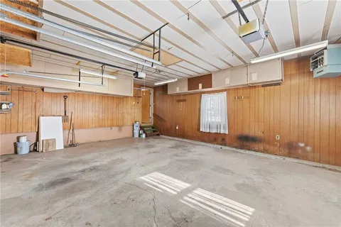 $235,000 | 313 Northeast Short Street, Lee's Summit, MO 64063