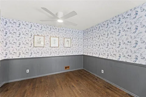 $235,000 | 313 Northeast Short Street, Lee's Summit, MO 64063