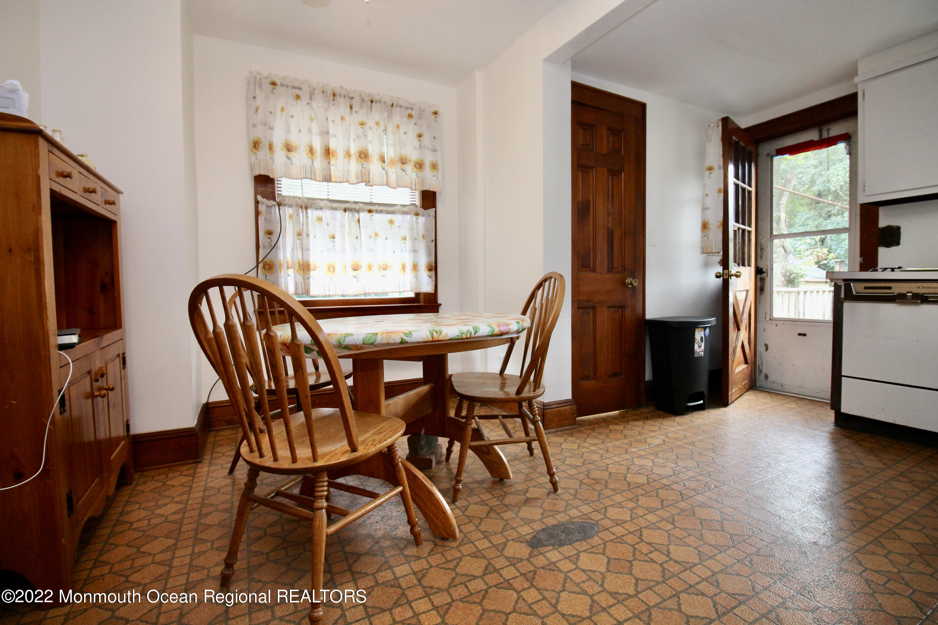 640 Colts Neck Road Freehold, NJ 07728 - Photo 16 of 44 FA502C23-FDF2-4AF9-980B-58C48FA2B332_1_2