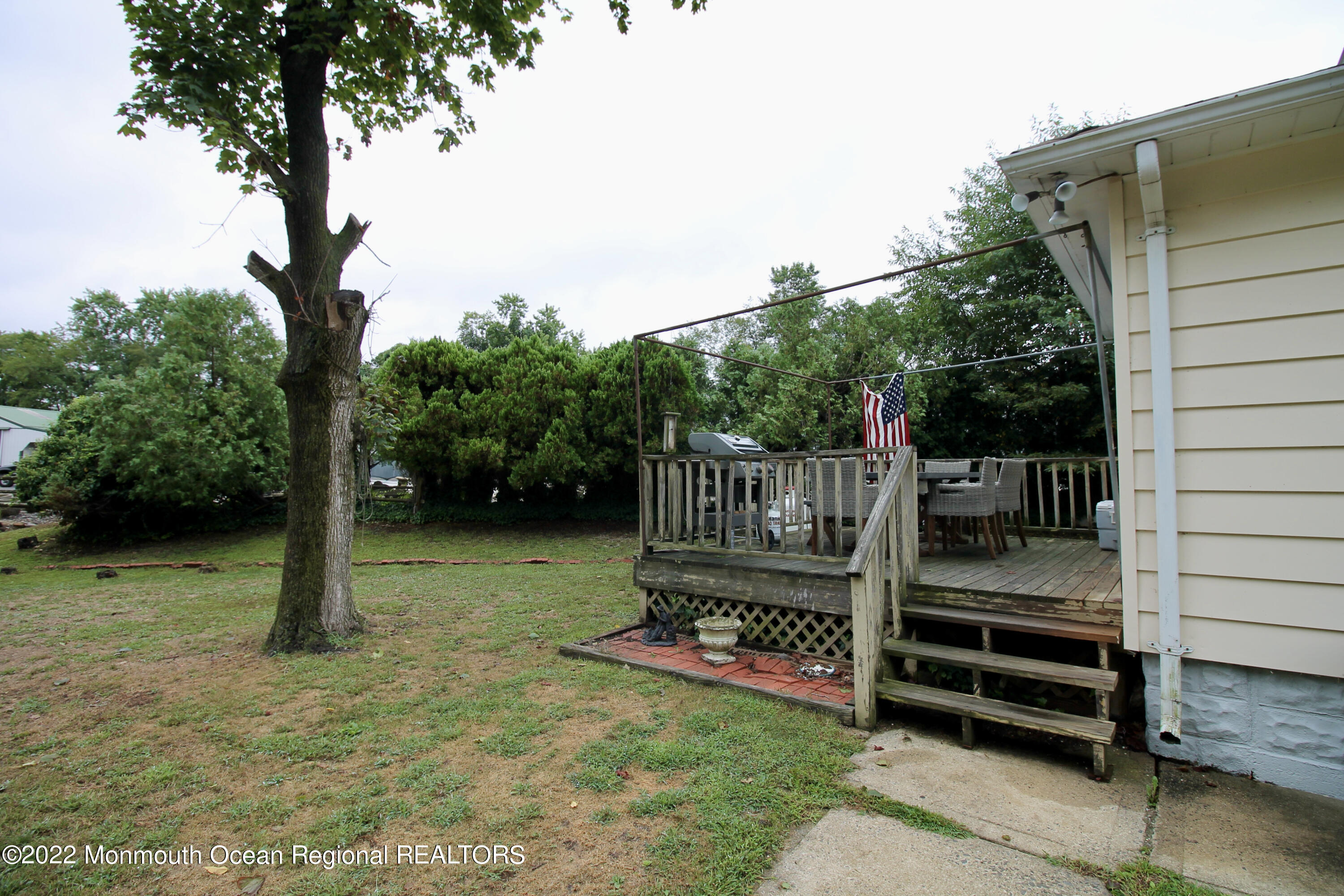 640 Colts Neck Road Freehold, NJ 07728 - Photo 26 of 44 346ED98C-A37A-4624-B252-9A59A1C2DA69_1_2