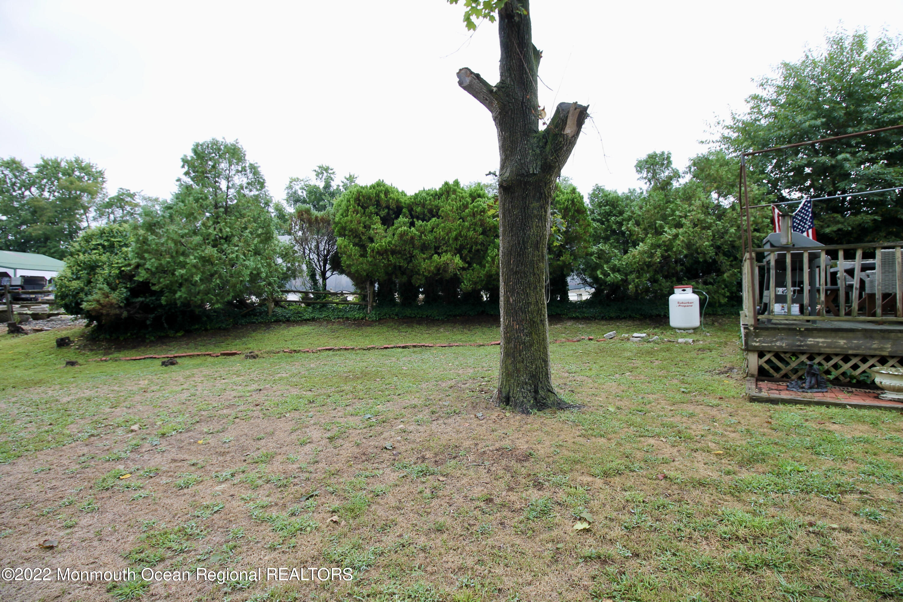 640 Colts Neck Road Freehold, NJ 07728 - Photo 30 of 44 58B24DB0-4D2B-44CA-B6C9-CF3264AE96EE_1_2