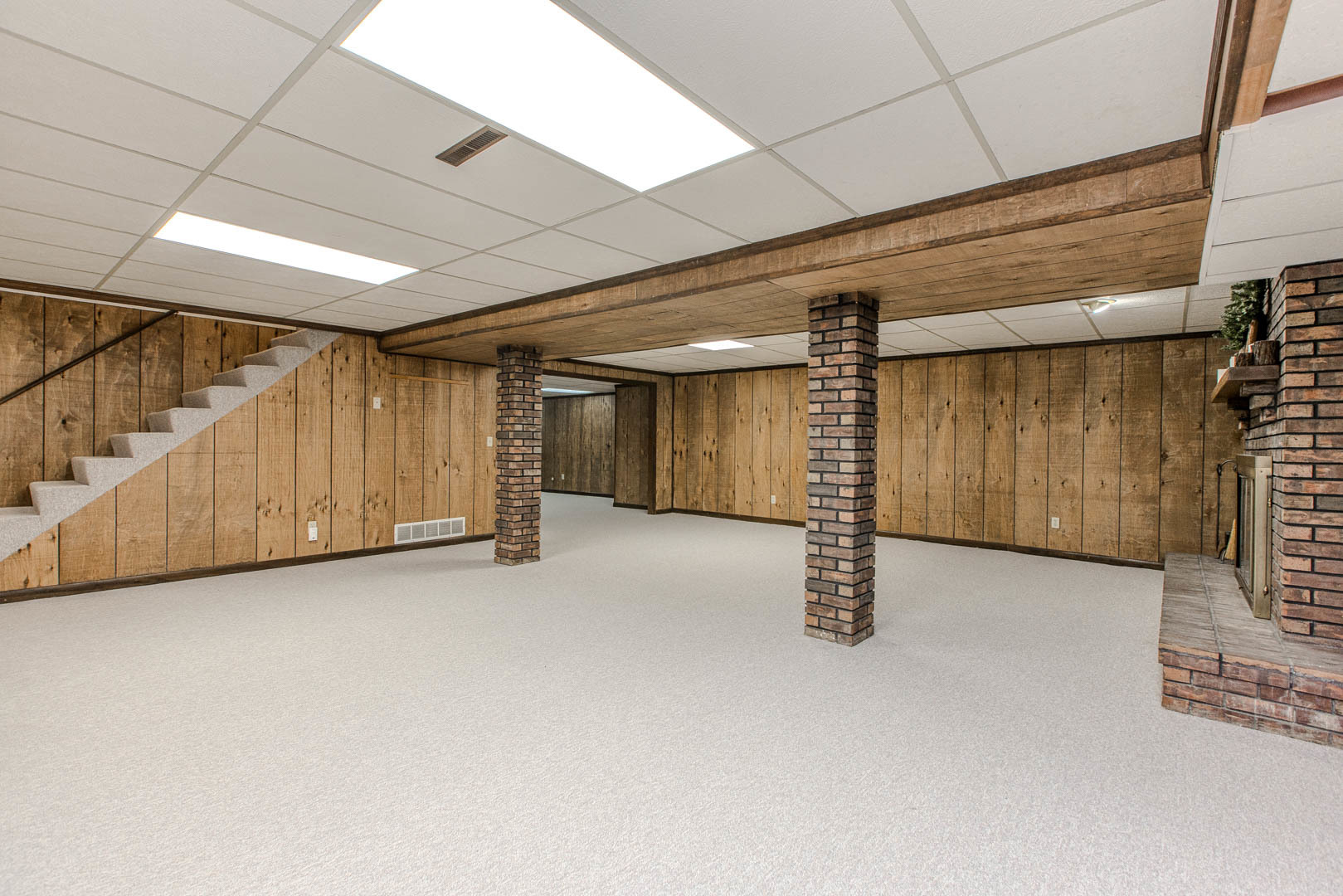 8908 East 1400 North Road Bloomington, IL 61705 - Photo 34 of 60