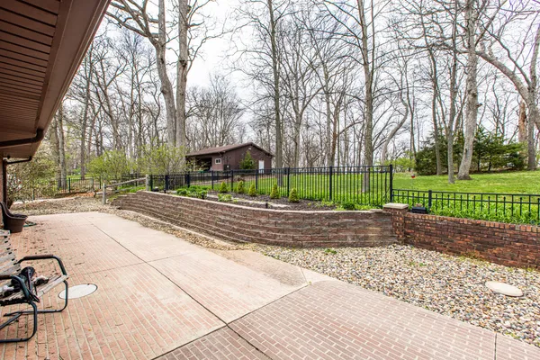 $425,000 | 8908 East 1400 North Road, Bloomington, IL 61705