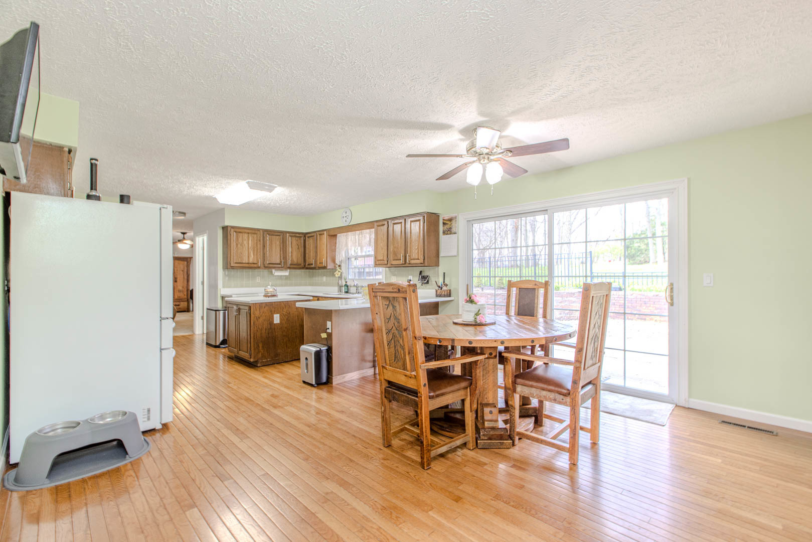 8908 East 1400 North Road Bloomington, IL 61705 - Photo 10 of 57