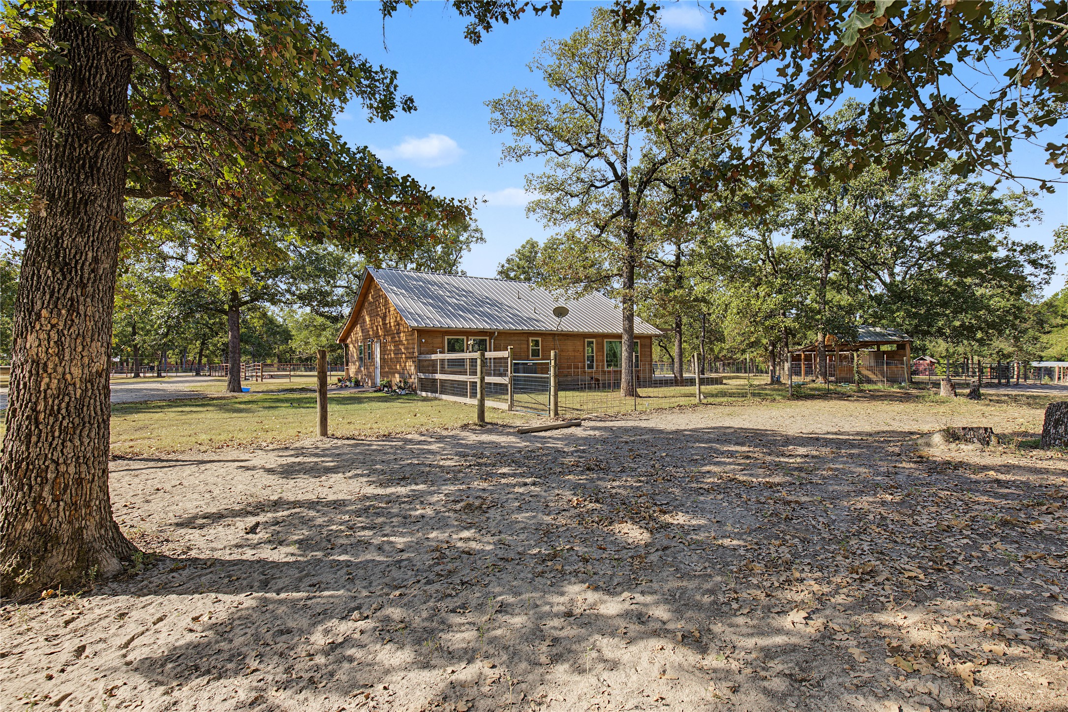6 Pinedale Subdivision Road Huntsville, TX 77320 - Photo 22 of 29 Gallery Image 22