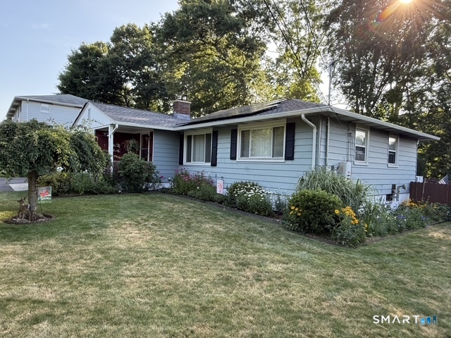 473 Pierpont Road Waterbury, CT 06705 - Photo 3 of 19