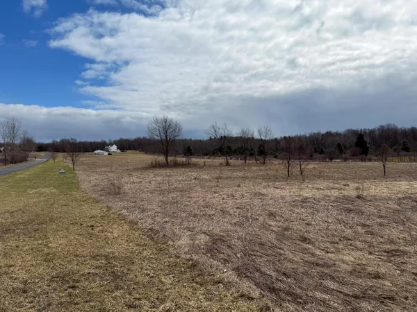 $69,000 | 608 East The Lane, Grant, MI 49327