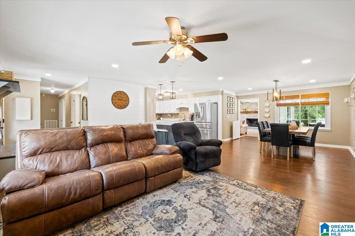 39 Pine Circle Oneonta, AL 35121 - Photo 7 of 26
