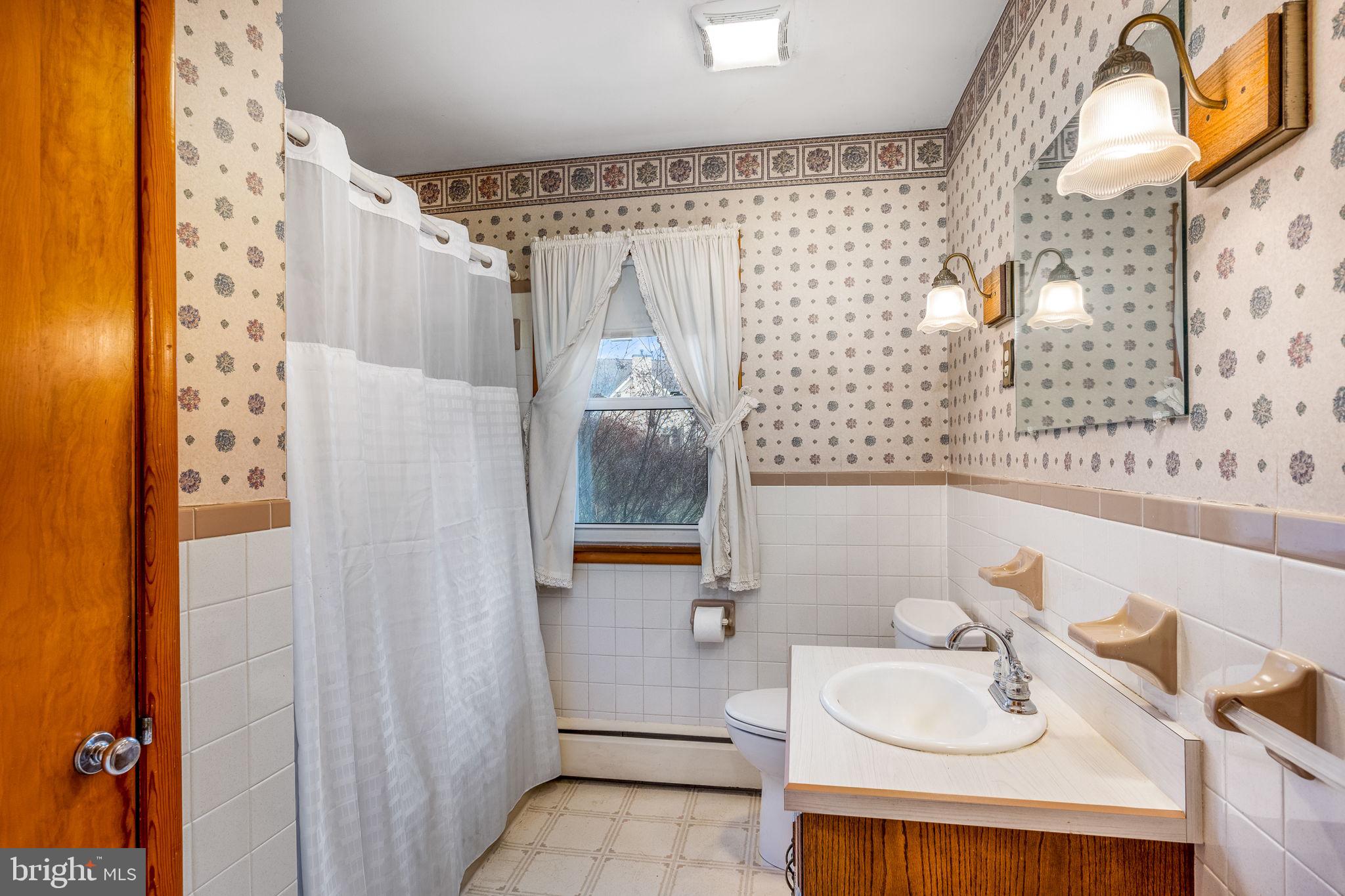 1712 Windy Hill Road Lancaster, PA 17602 - Photo 13 of 18 Gallery Image 13