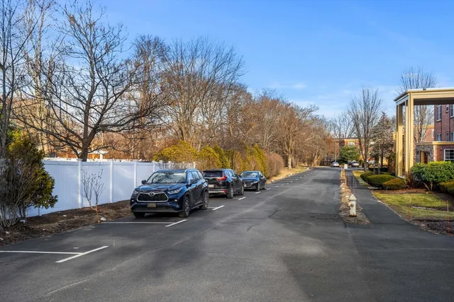 $385,000 | 5 Woodsum Drive, Unit 12, Braintree, MA 02184