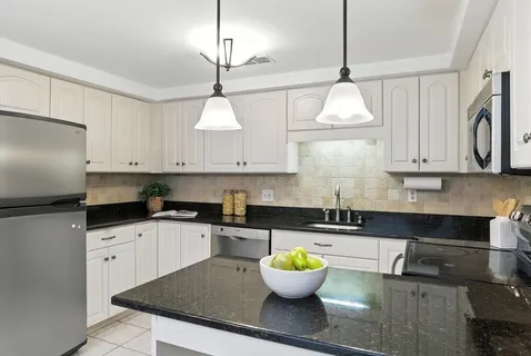 $658,000 | 75 Page Road, Unit 13, Bedford, MA 01730